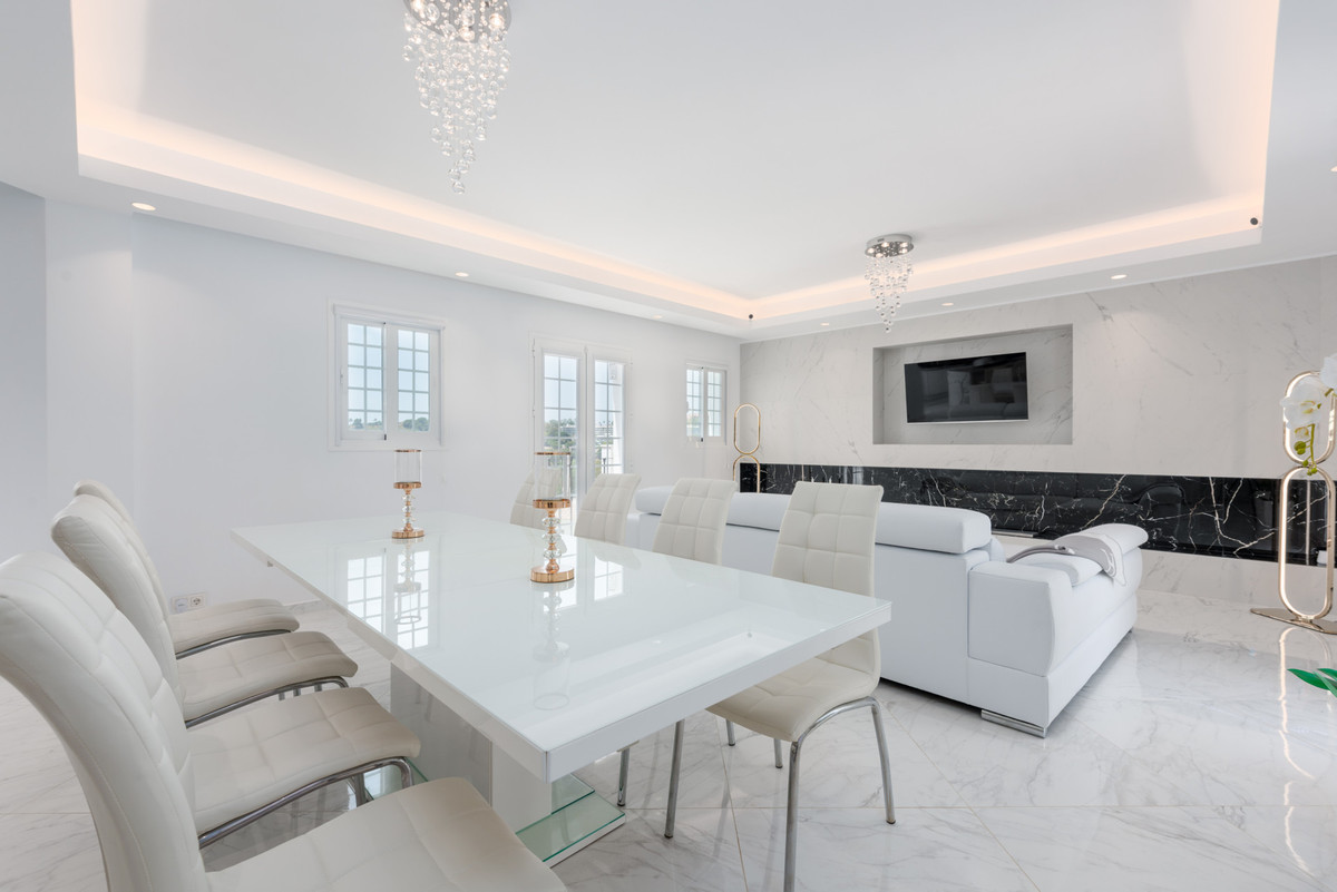 3 Bed Townhouse for sale in Nueva Andalucía Costa Del Sol, Málaga, Spain