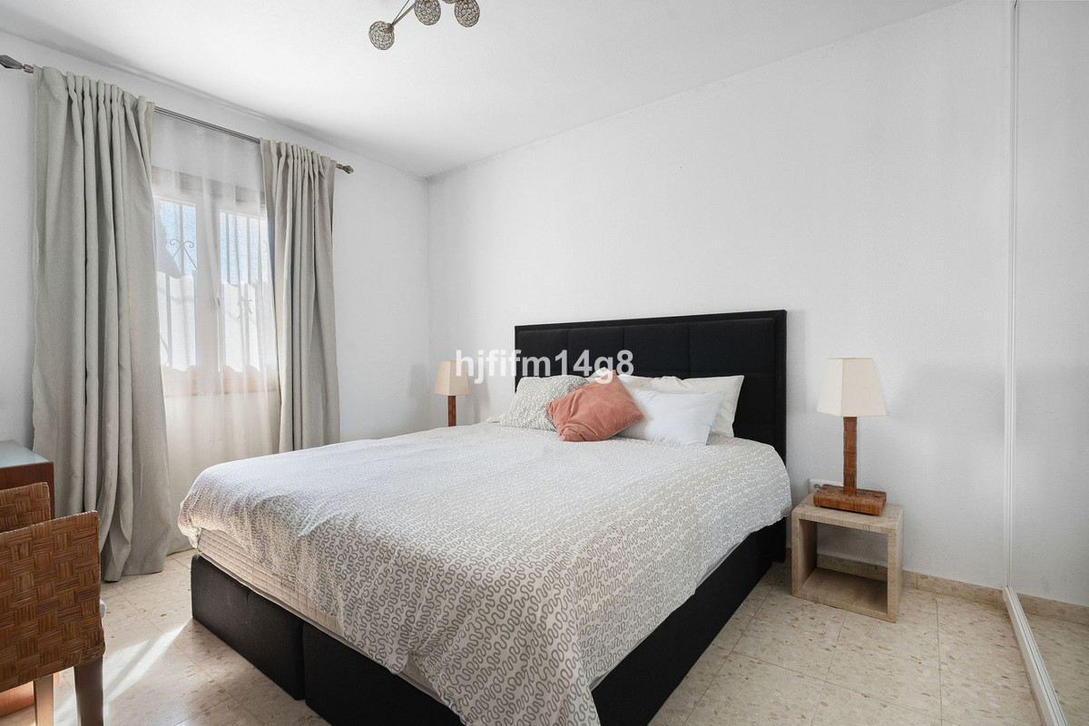 4 Bed Townhouse for sale in La Campana Costa Del Sol, Málaga, Spain