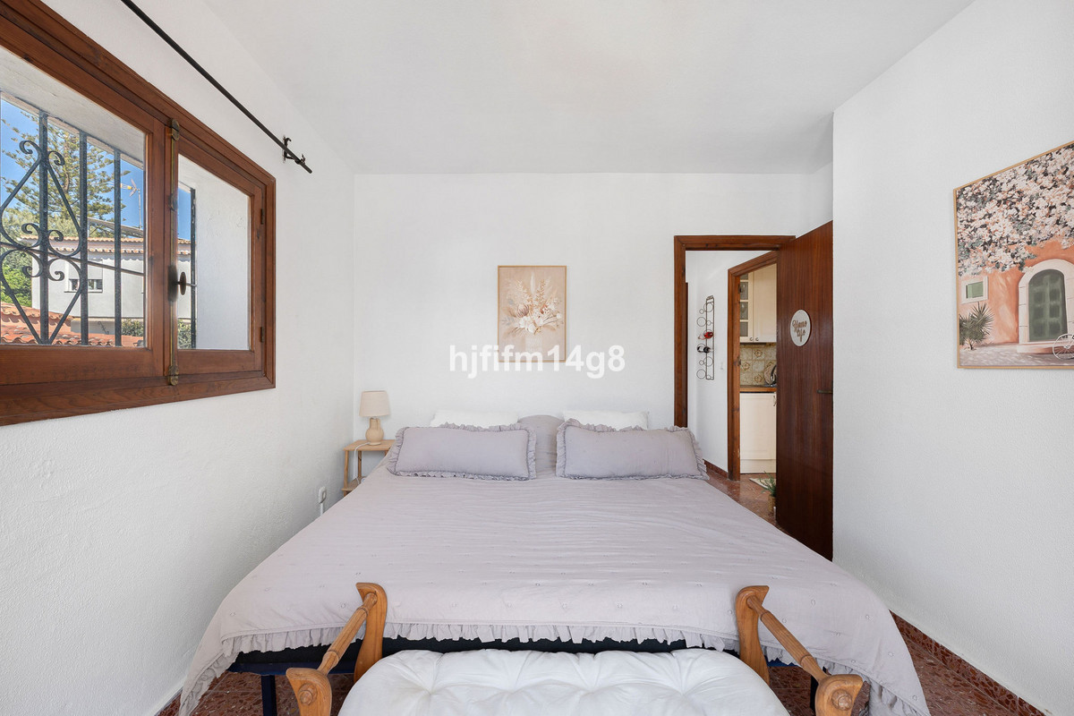 4 Bed Townhouse for sale in La Campana Costa Del Sol, Málaga, Spain