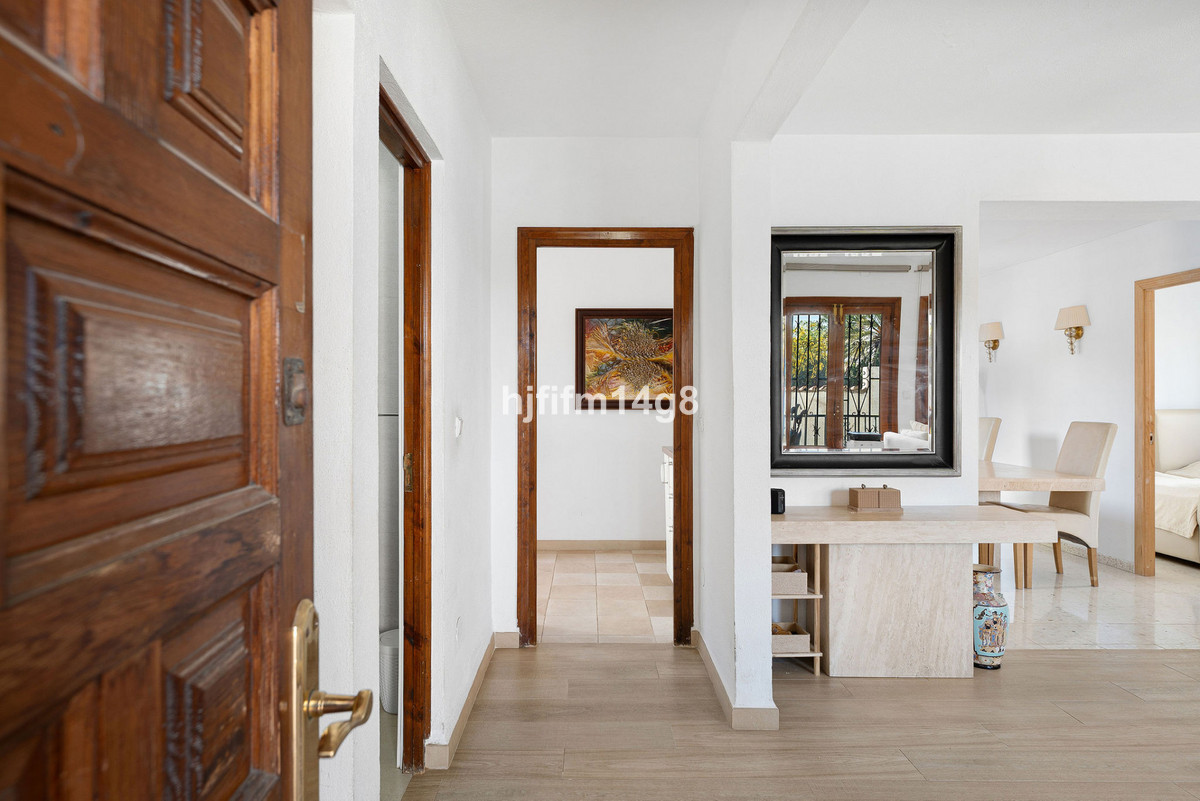 4 Bed Townhouse for sale in La Campana Costa Del Sol, Málaga, Spain