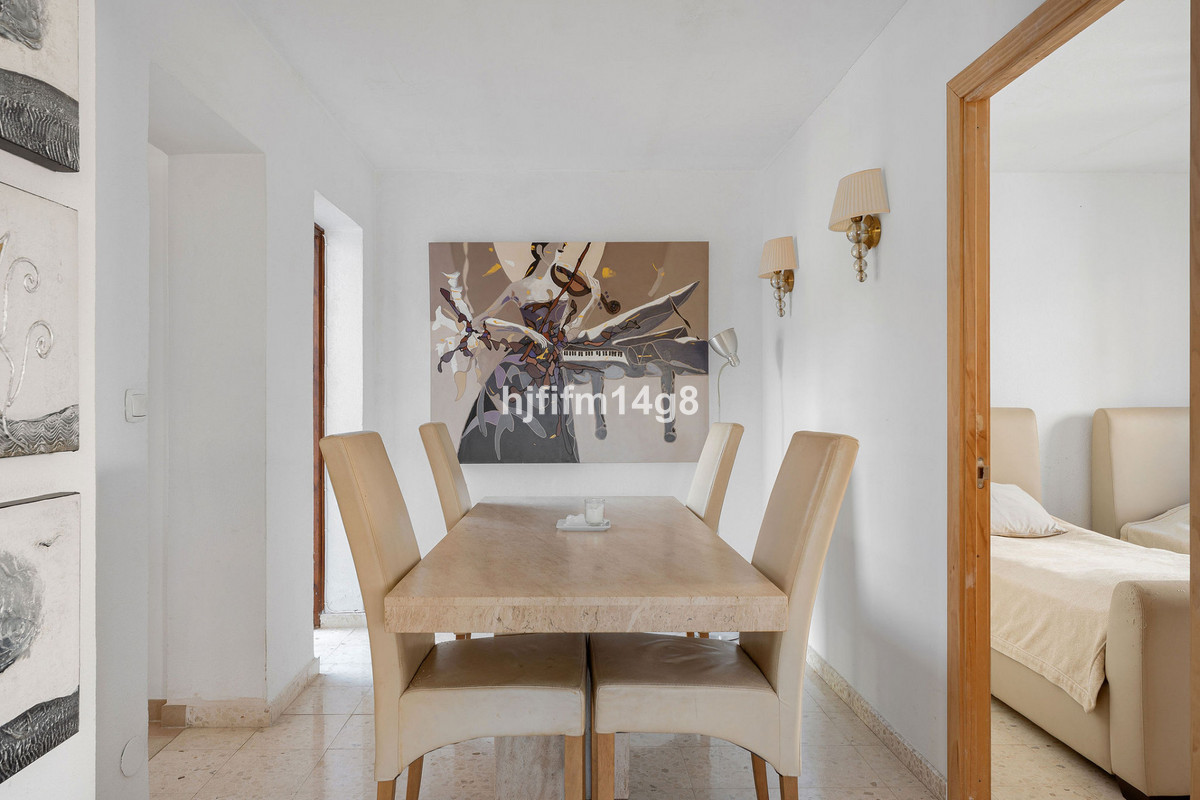 4 Bed Townhouse for sale in La Campana Costa Del Sol, Málaga, Spain