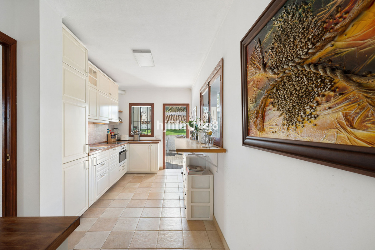 4 Bed Townhouse for sale in La Campana Costa Del Sol, Málaga, Spain