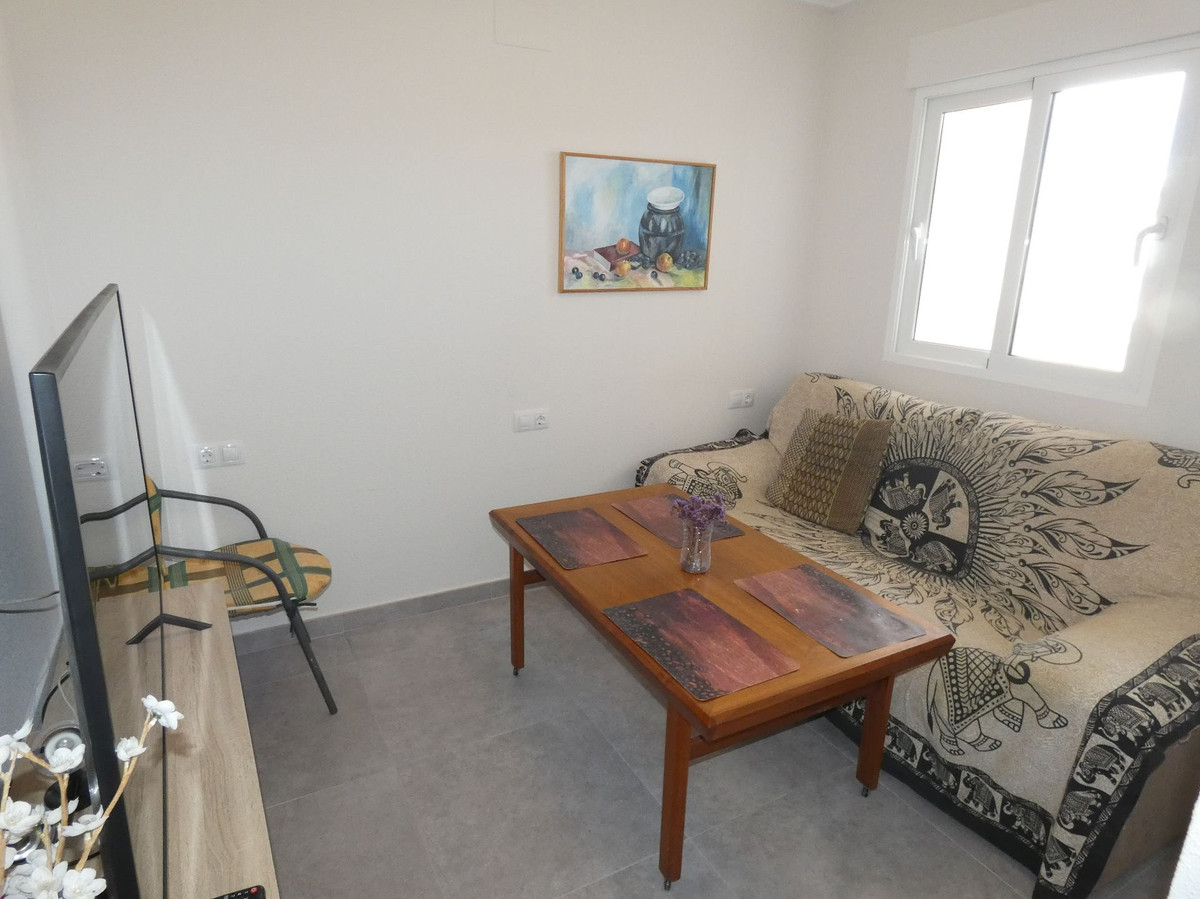 Se vende Apartamento Planta Media de 3 dormitorios en Costa Blanca, Alicante, España