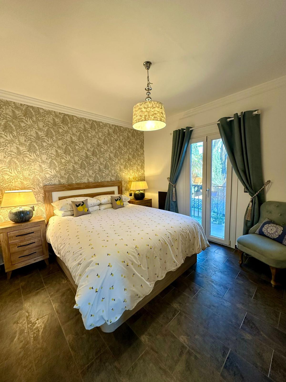 6 Bed Townhouse for sale in Estepona Costa Del Sol, Málaga, Spain
