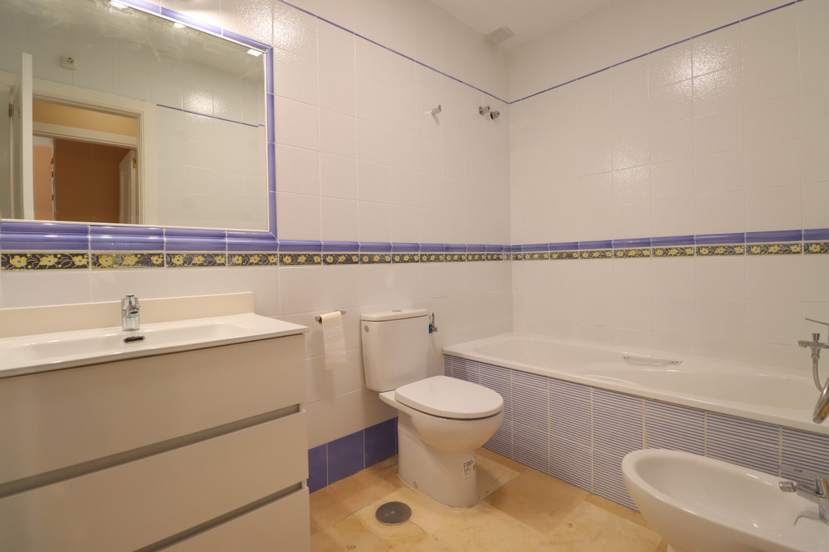 Se vende Bungalow de 2 dormitorios en Costa Blanca, Alicante, España