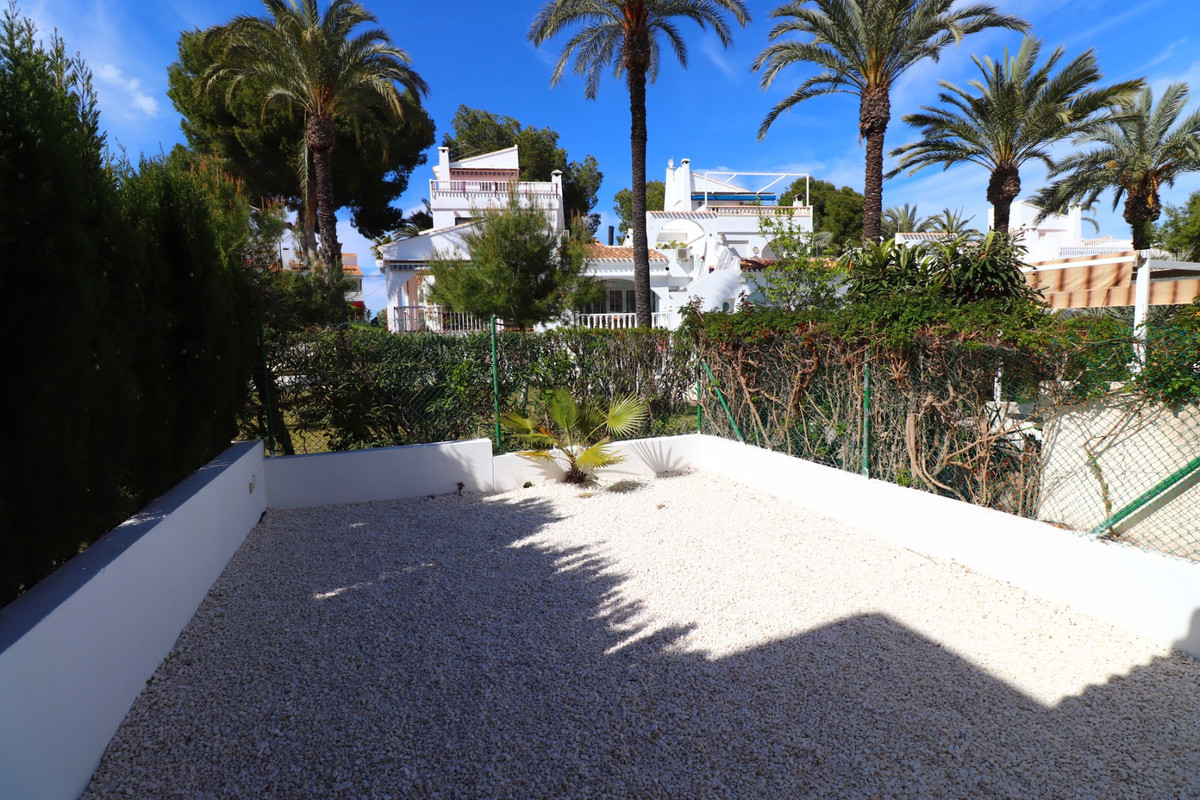 Se vende Bungalow de 2 dormitorios en Costa Blanca, Alicante, España