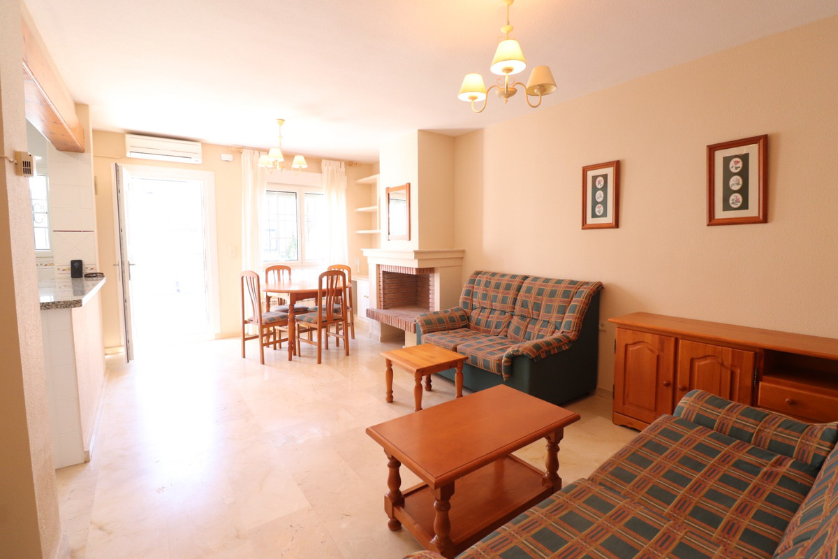 Se vende Bungalow de 2 dormitorios en Costa Blanca, Alicante, España
