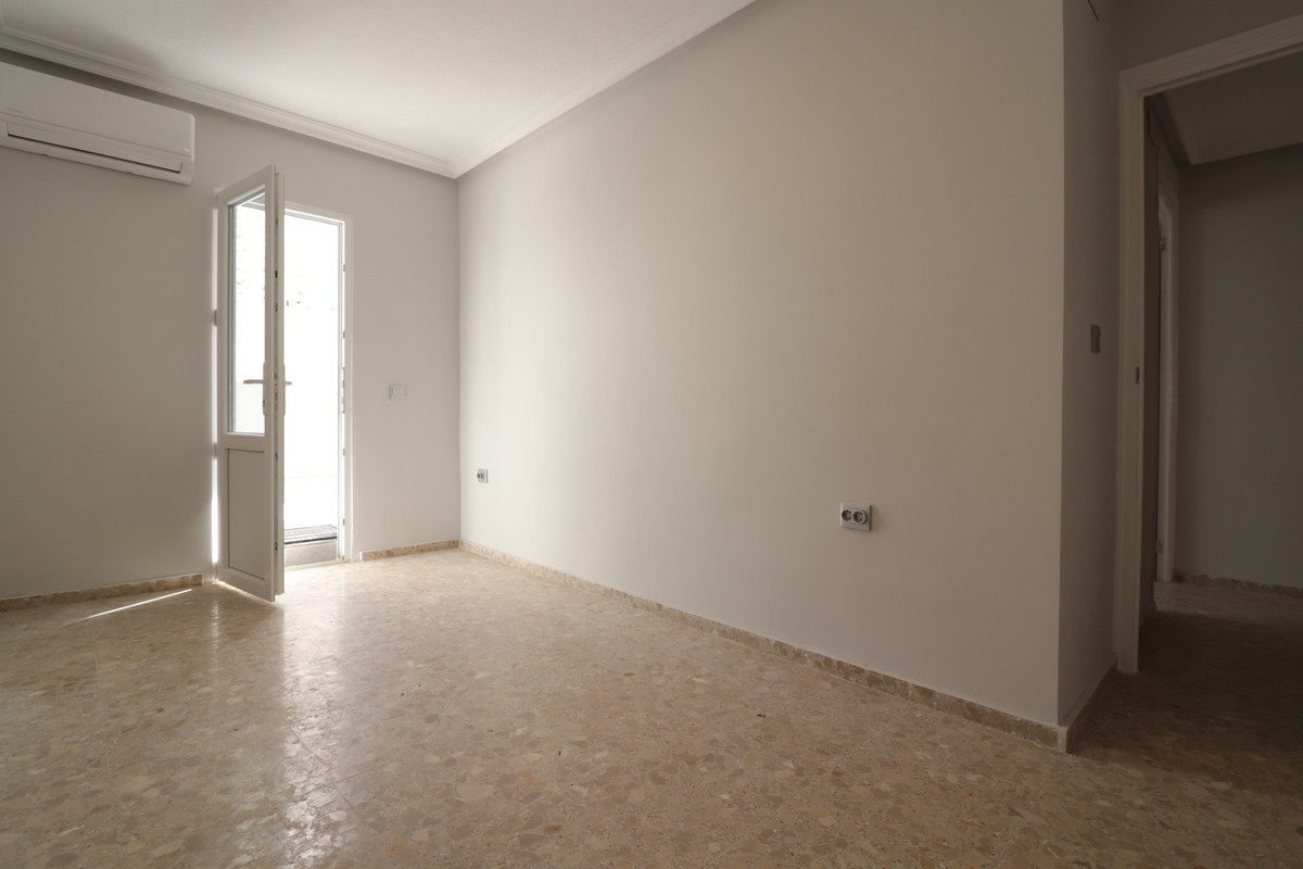 Se vende Apartamento Planta Baja de 3 dormitorios en Costa Blanca, Alicante, España