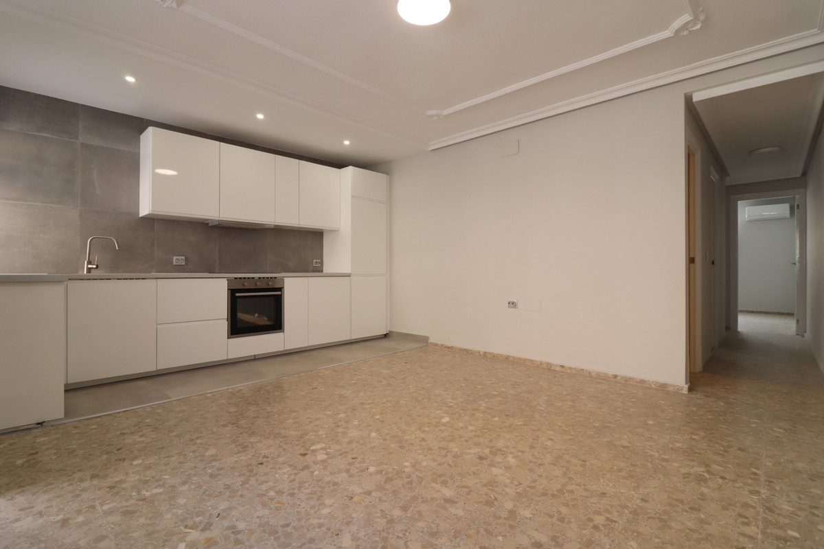 Se vende Apartamento Planta Baja de 3 dormitorios en Costa Blanca, Alicante, España