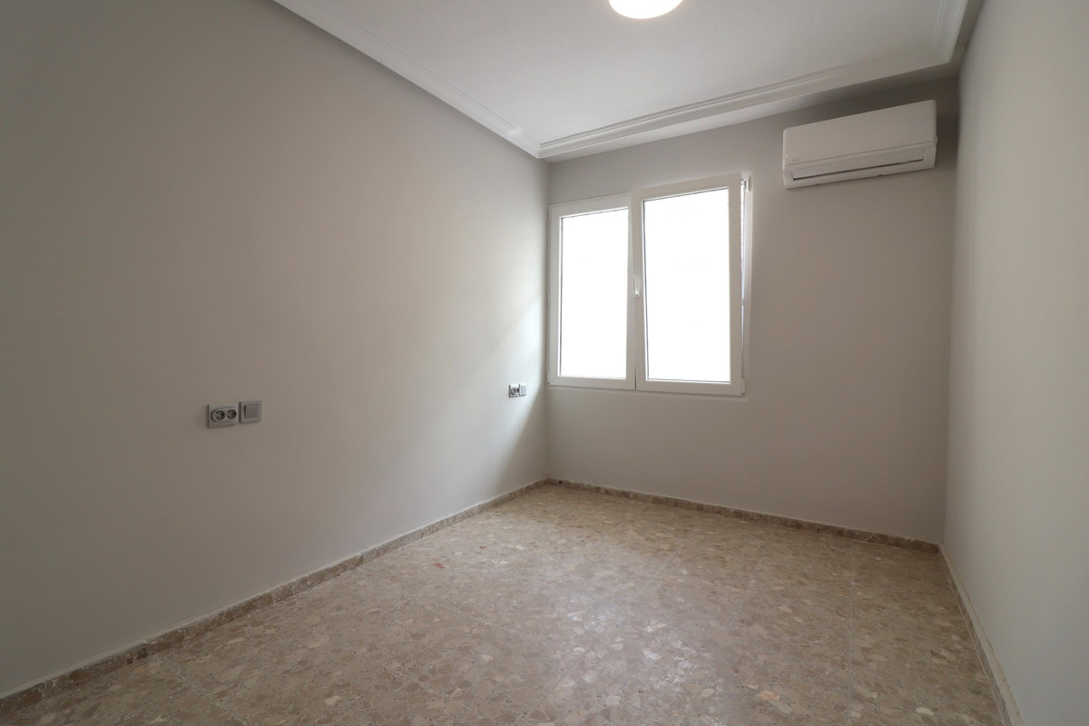 Se vende Apartamento Planta Baja de 3 dormitorios en Costa Blanca, Alicante, España