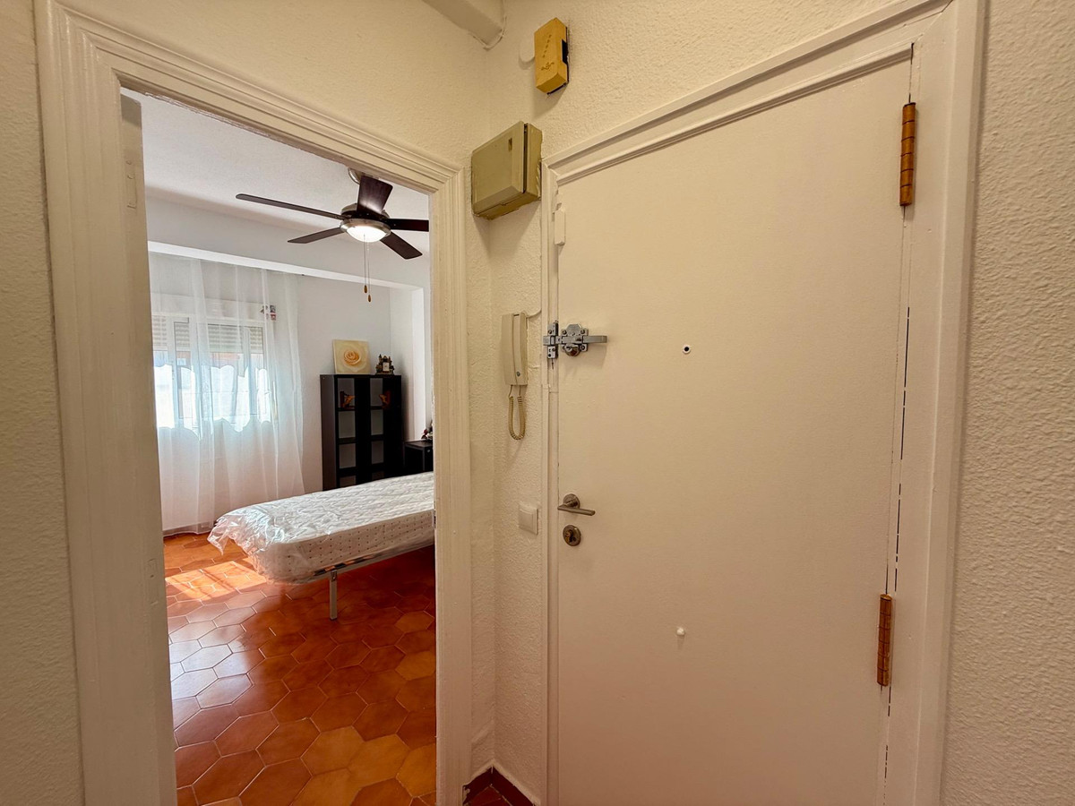 Se vende Apartamento Planta Media de 3 dormitorios en Costa Blanca, Alicante, España