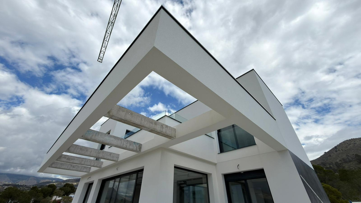 3 Bed Townhouse for sale in Finestrat Costa Blanca, Alicante, Spain