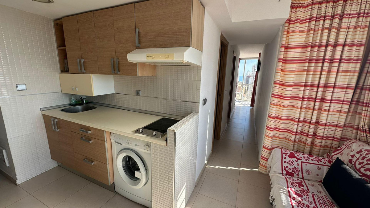 Se vende Apartamento Planta Media de 1 dormitorios en Costa Blanca, Alicante, España