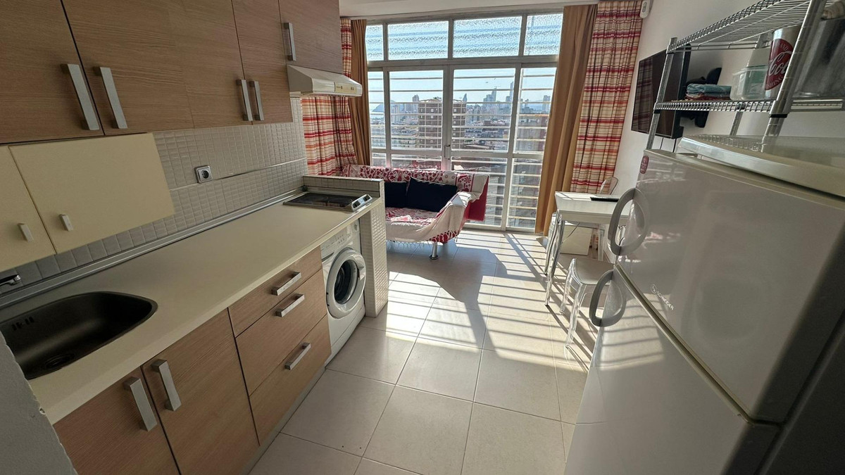 Se vende Apartamento Planta Media de 1 dormitorios en Costa Blanca, Alicante, España