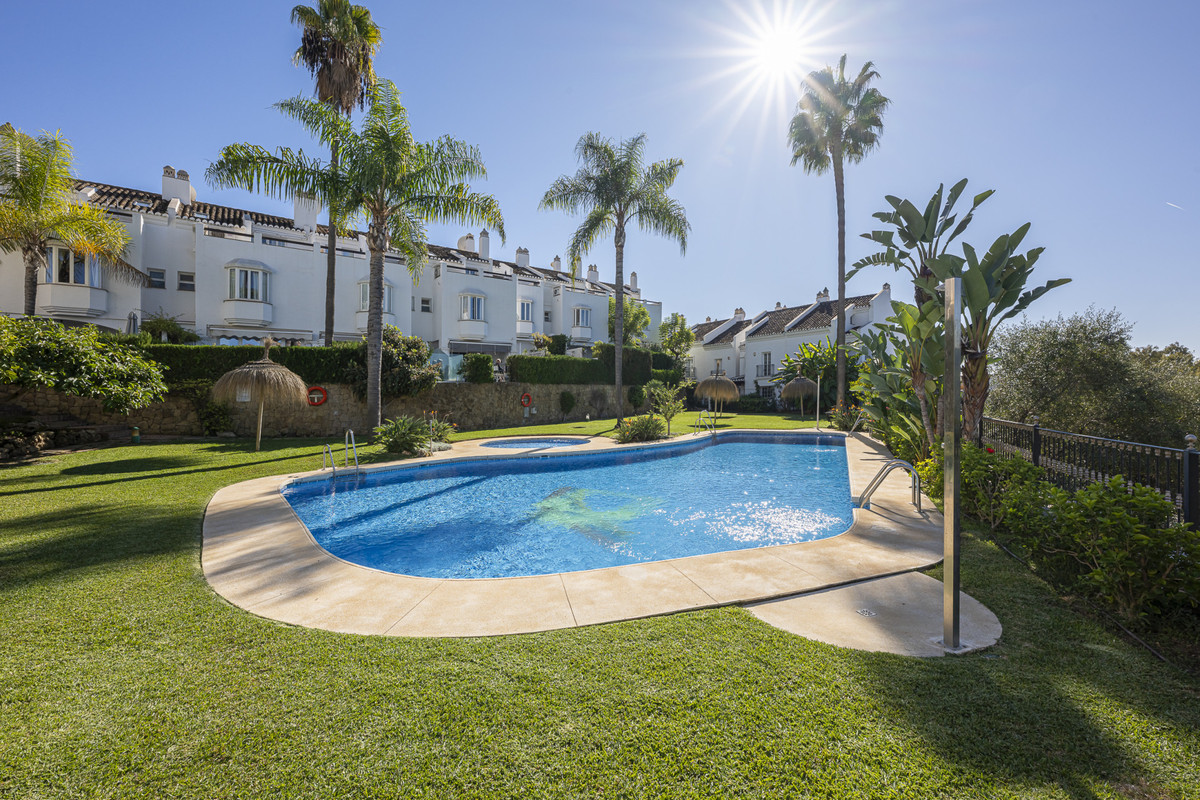 4 Bed Townhouse for sale in The Golden Mile Costa Del Sol, Málaga, Spain