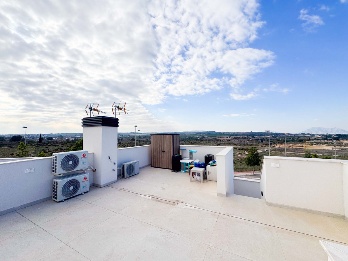 Se vende Adosada de 2 dormitorios en Costa Blanca, Alicante, España