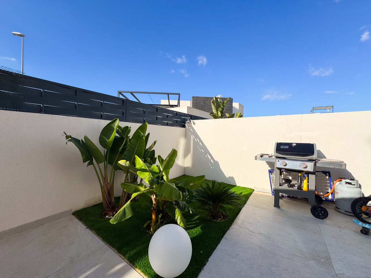 Se vende Adosada de 2 dormitorios en Costa Blanca, Alicante, España