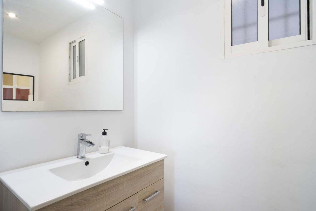 Se vende Adosada de 2 dormitorios en Costa Del Sol, Málaga, España