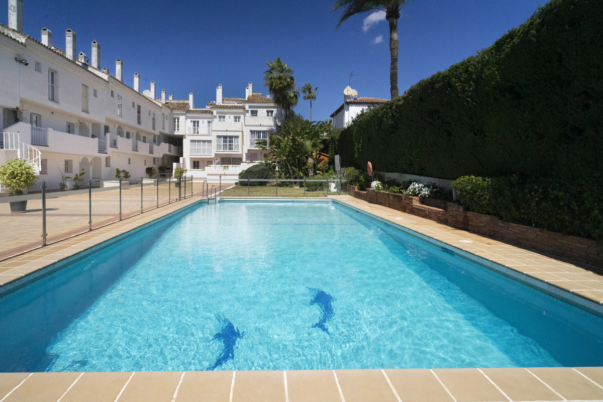 Se vende Adosada de 2 dormitorios en Costa Del Sol, Málaga, España