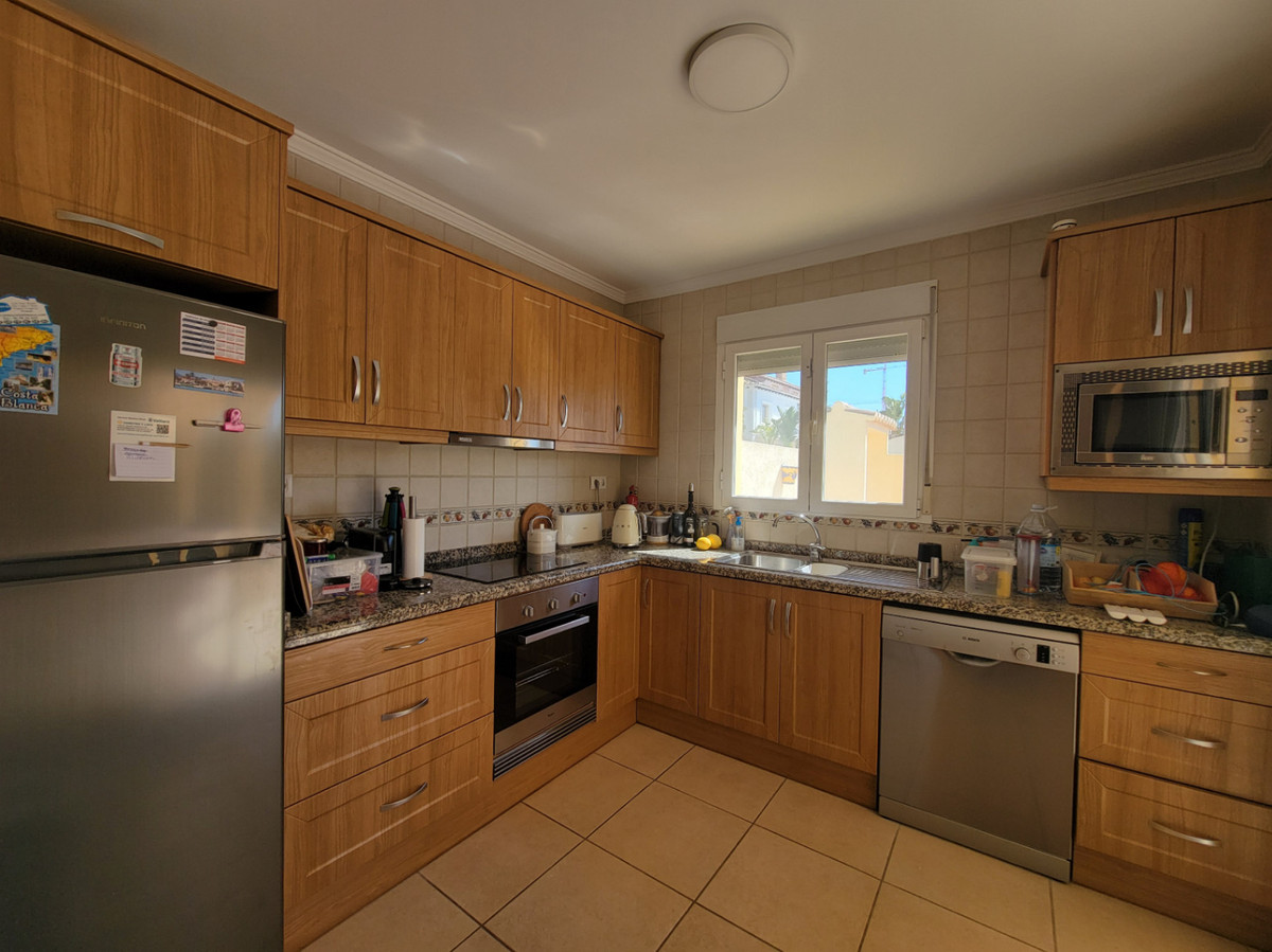5 Bed Townhouse for sale in Calpe Costa Blanca, Alicante, Spain