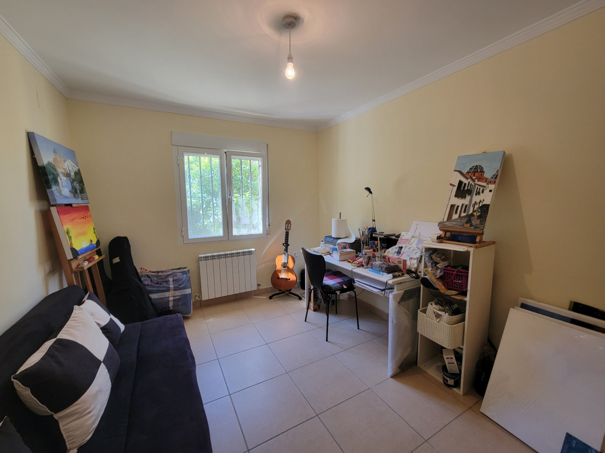 5 Bed Townhouse for sale in Calpe Costa Blanca, Alicante, Spain