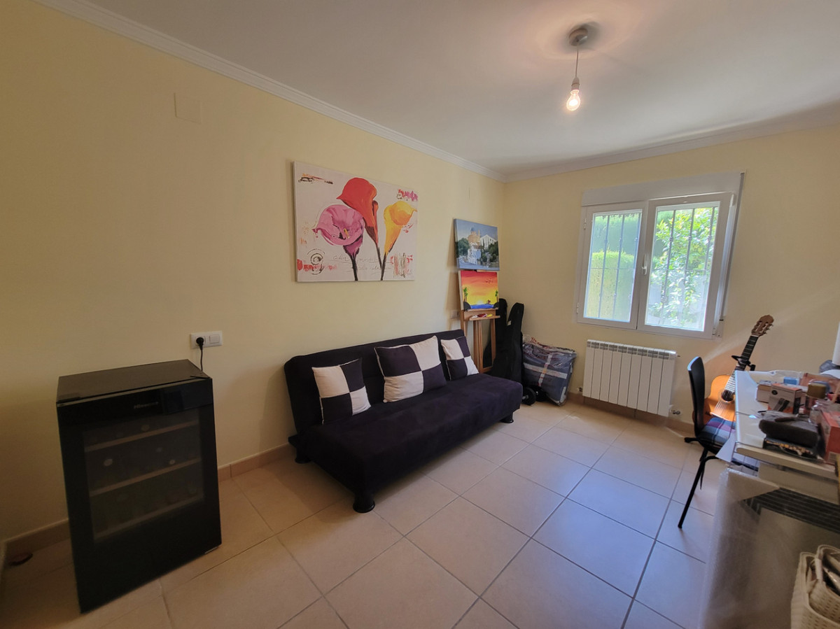 5 Bed Townhouse for sale in Calpe Costa Blanca, Alicante, Spain