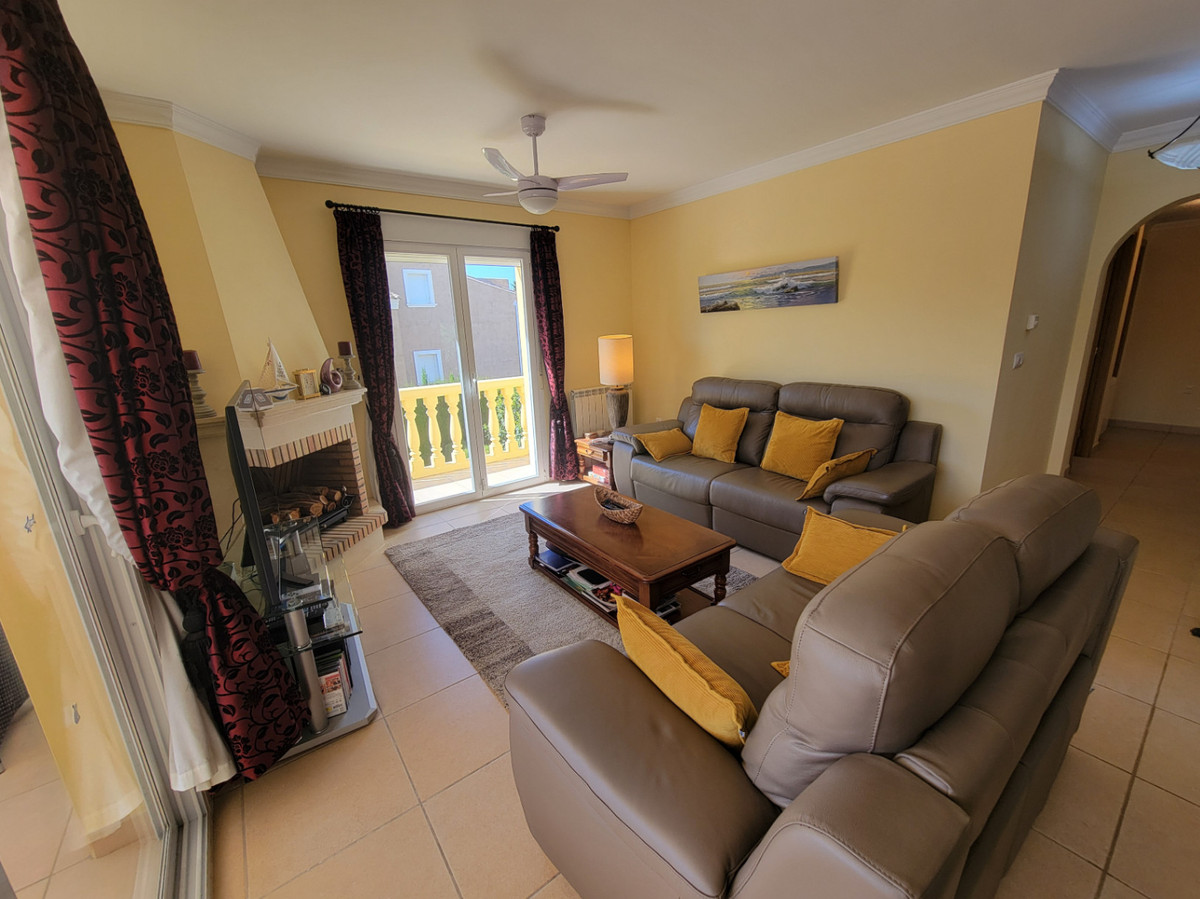 5 Bed Townhouse for sale in Calpe Costa Blanca, Alicante, Spain