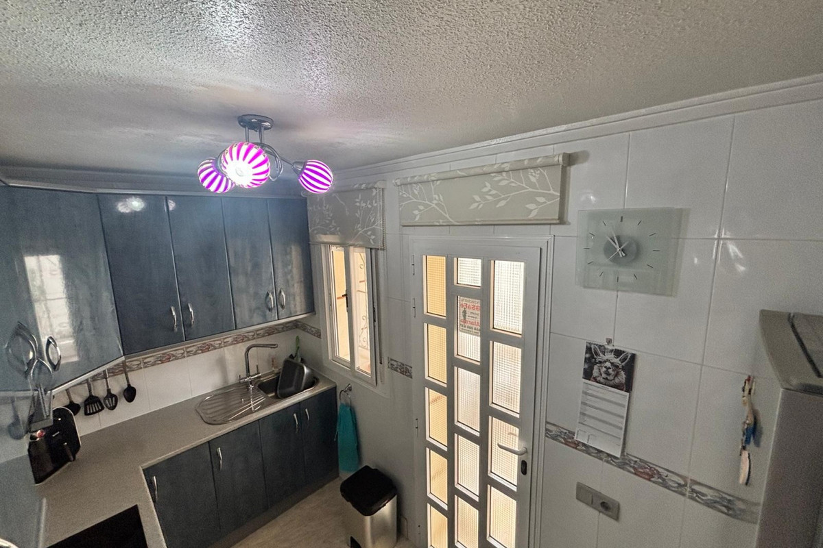 Se vende Adosada de 2 dormitorios en Costa Blanca, Alicante, España