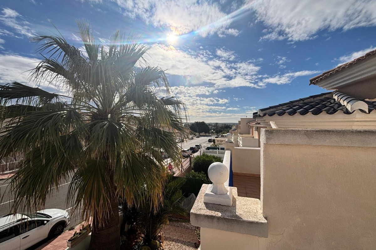 Se vende Adosada de 2 dormitorios en Costa Blanca, Alicante, España