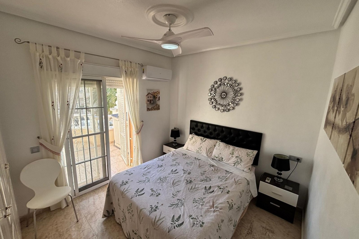 Se vende Adosada de 2 dormitorios en Costa Blanca, Alicante, España
