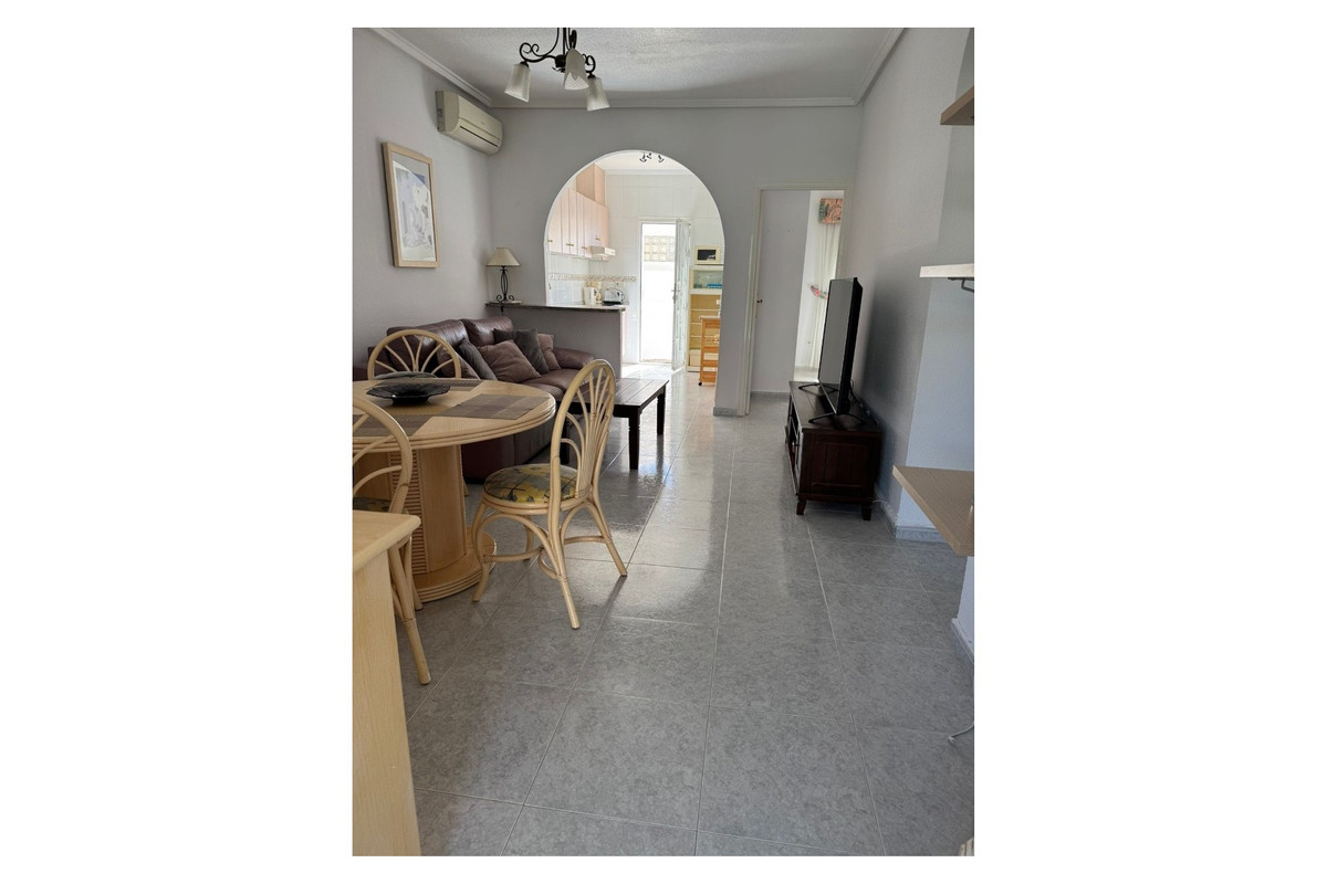 Se vende Apartamento Planta Baja de 2 dormitorios en Costa Blanca, Alicante, España