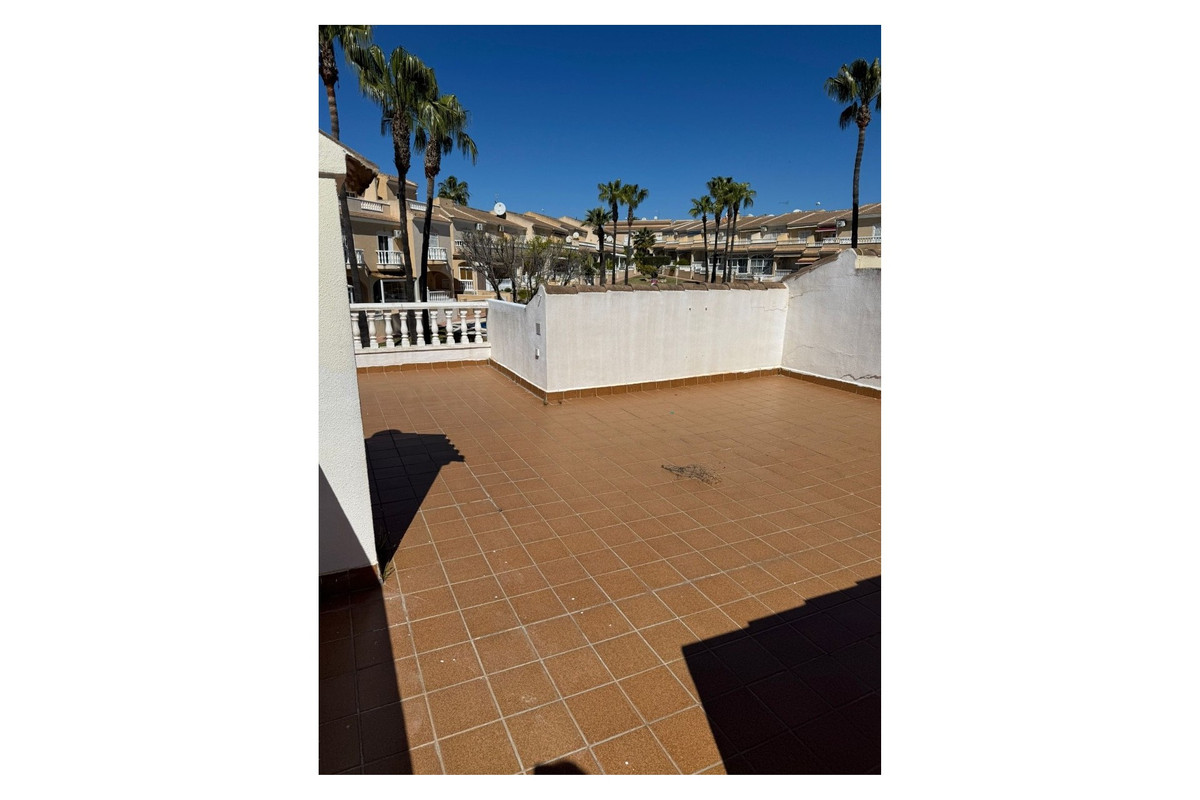 Se vende Apartamento Planta Baja de 2 dormitorios en Costa Blanca, Alicante, España