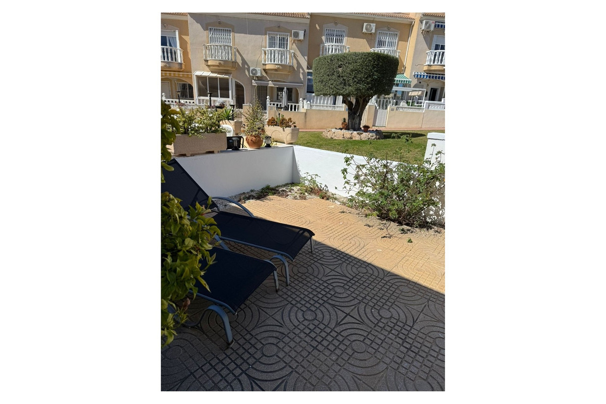 Se vende Apartamento Planta Baja de 2 dormitorios en Costa Blanca, Alicante, España