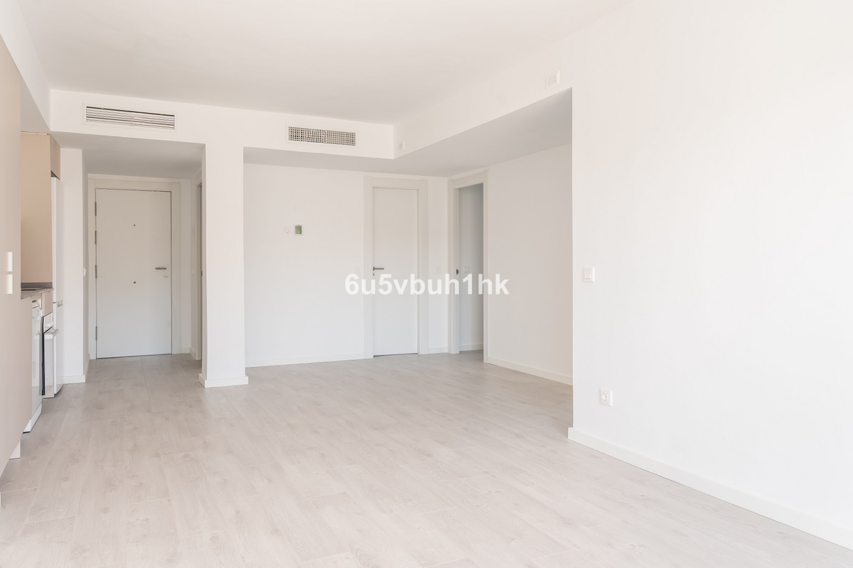 Se vende Apartamento Planta Baja de 3 dormitorios en Costa Del Sol, Málaga, España