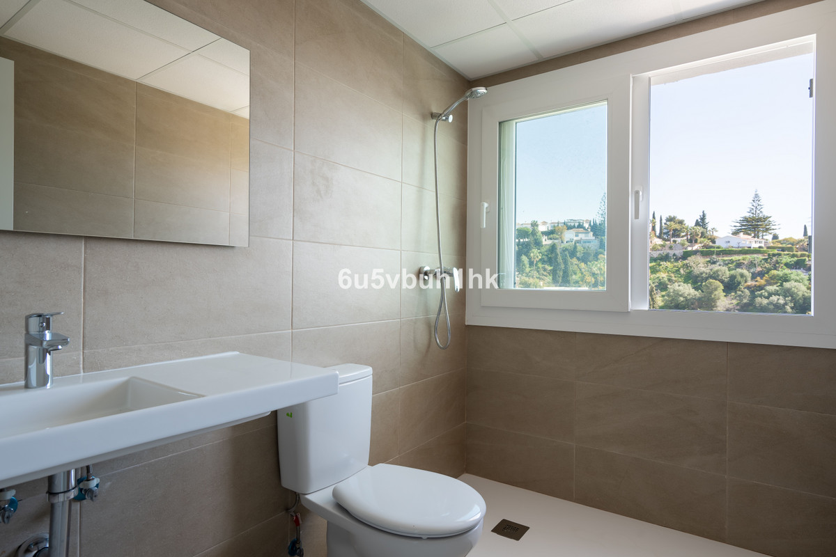 Se vende Apartamento Planta Baja de 3 dormitorios en Costa Del Sol, Málaga, España