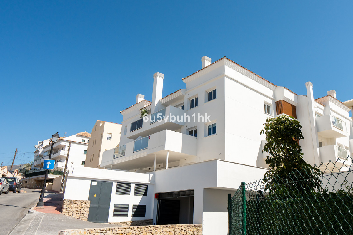 Se vende Apartamento Planta Baja de 3 dormitorios en Costa Del Sol, Málaga, España