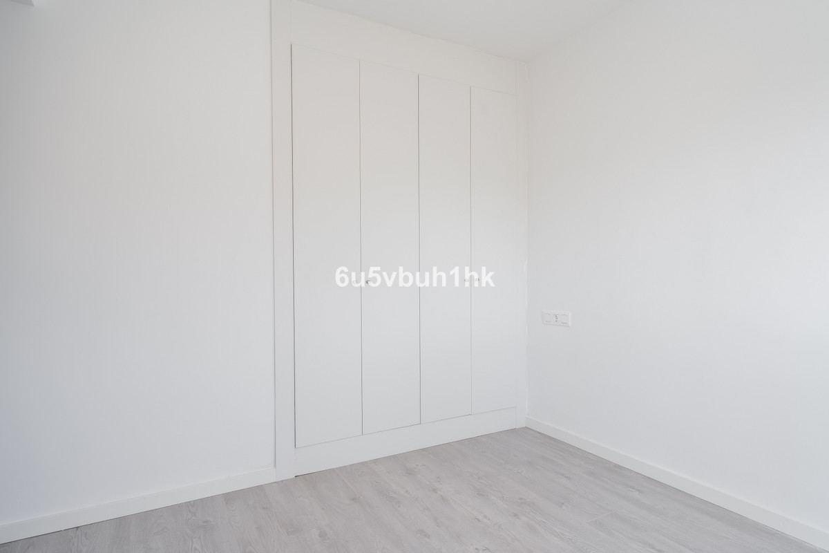Se vende Apartamento Planta Baja de 3 dormitorios en Costa Del Sol, Málaga, España