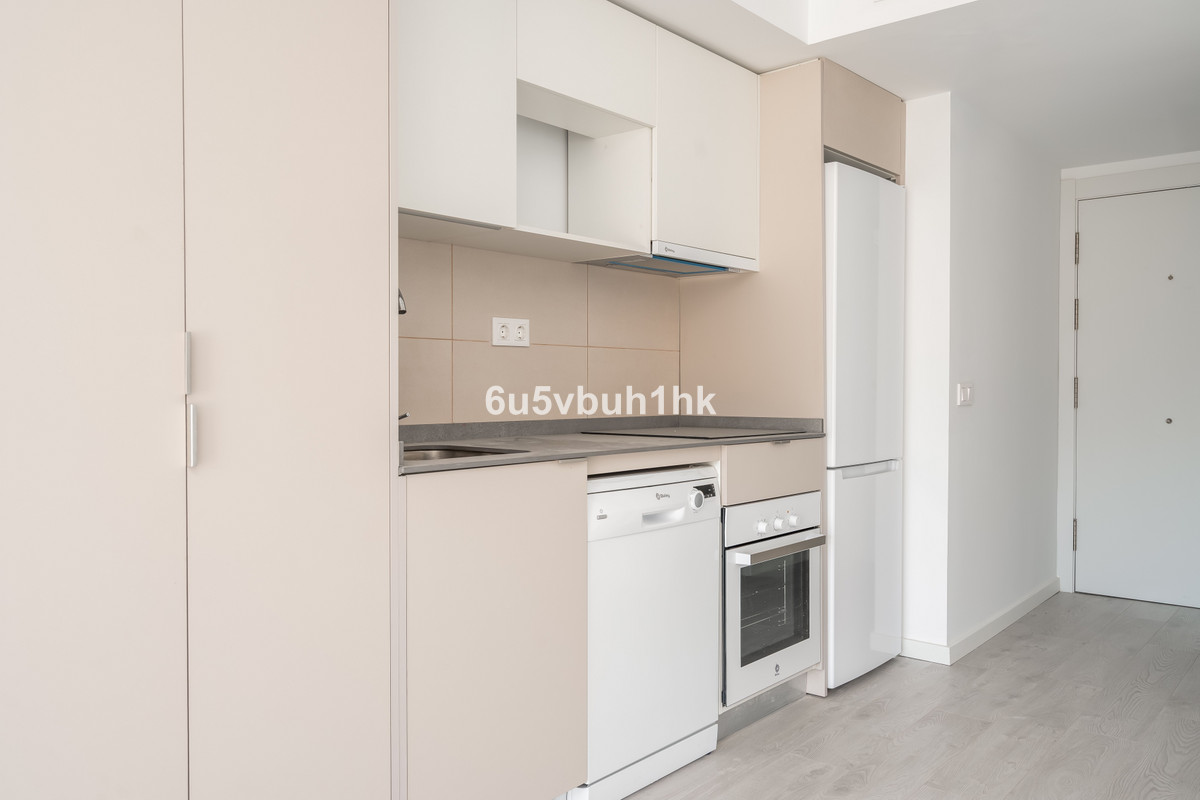 Se vende Apartamento Planta Baja de 3 dormitorios en Costa Del Sol, Málaga, España