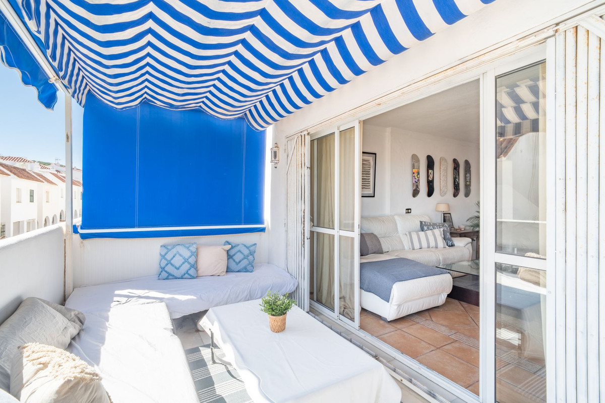 Se vende Pareada de 3 dormitorios en Costa Del Sol, Málaga, España
