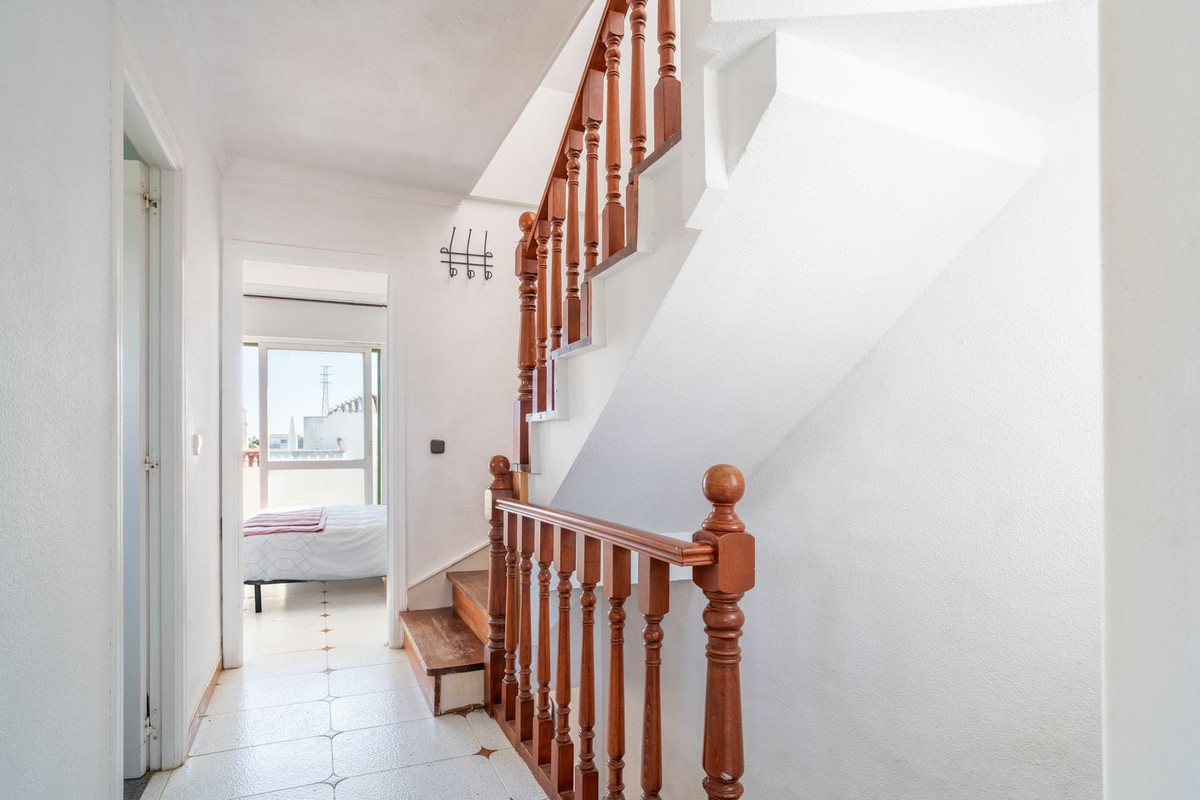 Se vende Pareada de 3 dormitorios en Costa Del Sol, Málaga, España