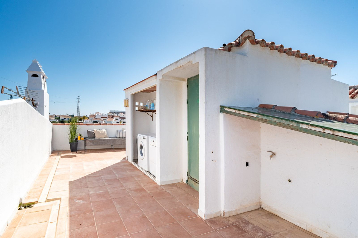 Se vende Pareada de 3 dormitorios en Costa Del Sol, Málaga, España