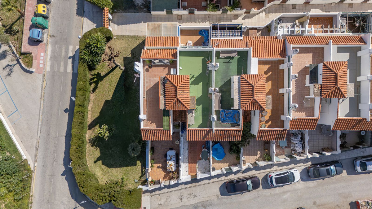 Se vende Pareada de 3 dormitorios en Costa Del Sol, Málaga, España