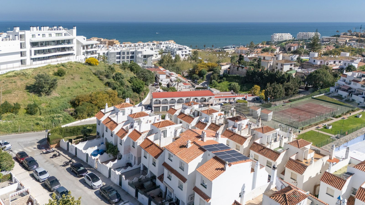 Se vende Pareada de 3 dormitorios en Costa Del Sol, Málaga, España