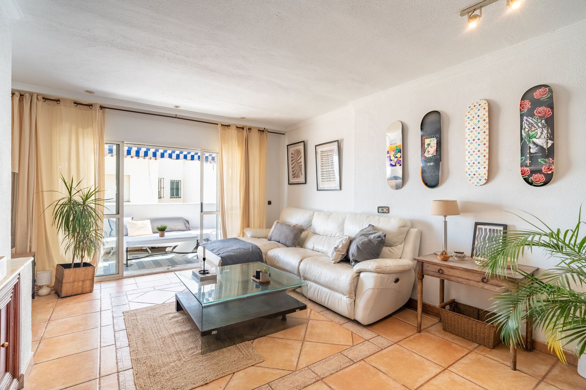 Se vende Pareada de 3 dormitorios en Costa Del Sol, Málaga, España