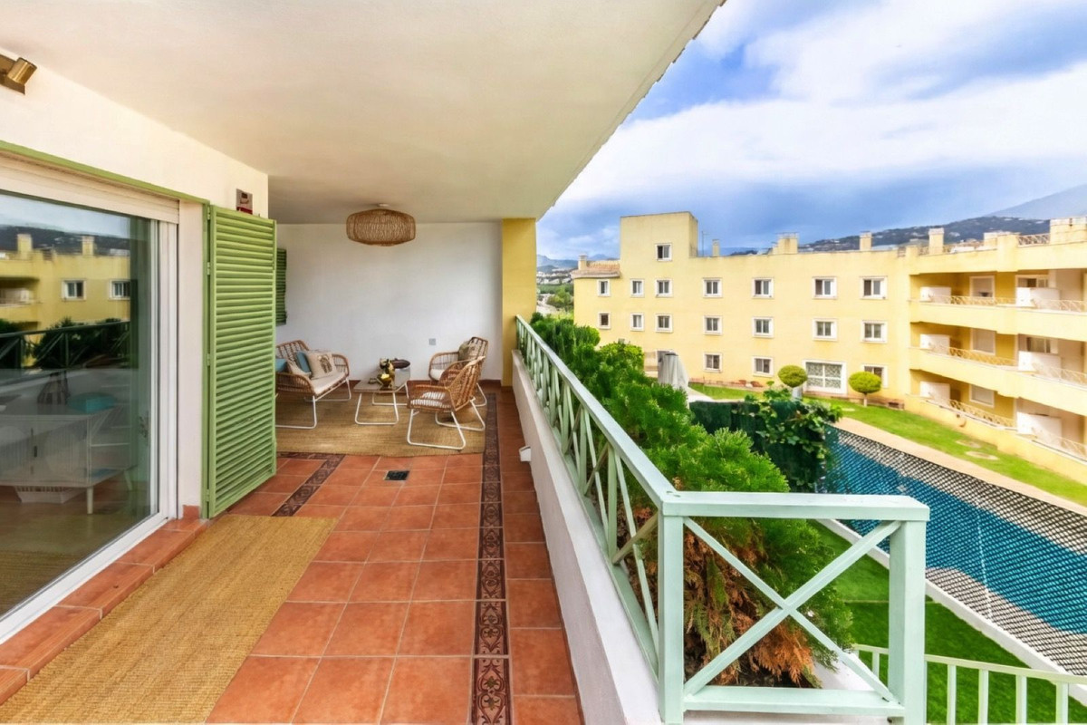 1 Bed Apartment for sale in Las Brisas Costa Del Sol, Málaga, Spain