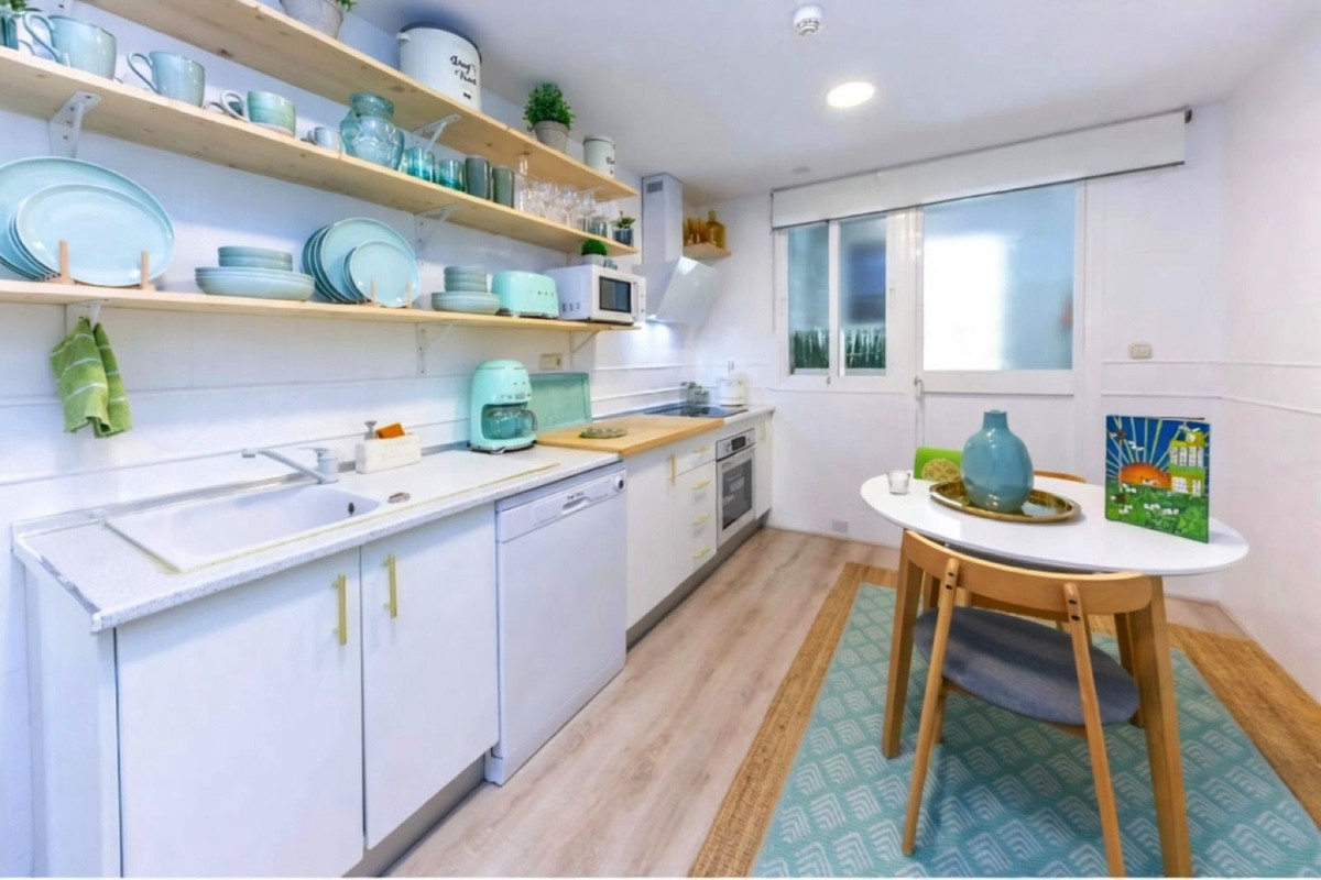 1 Bed Apartment for sale in Las Brisas Costa Del Sol, Málaga, Spain