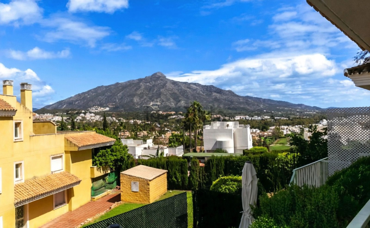 1 Bed Apartment for sale in Las Brisas Costa Del Sol, Málaga, Spain