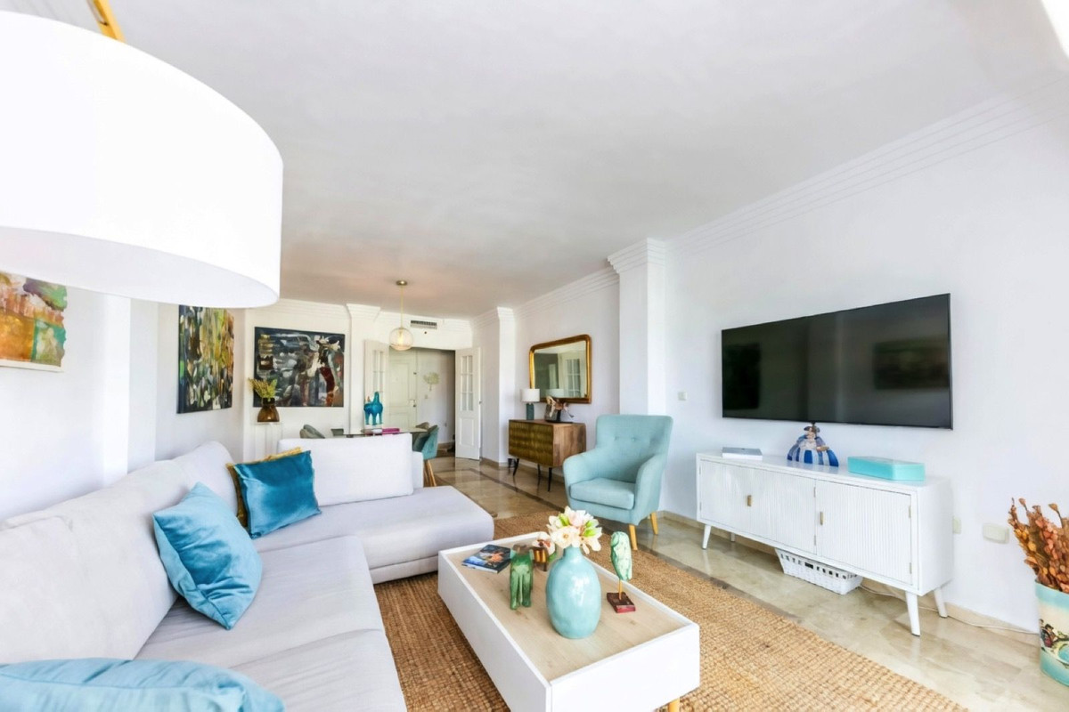 1 Bed Apartment for sale in Las Brisas Costa Del Sol, Málaga, Spain