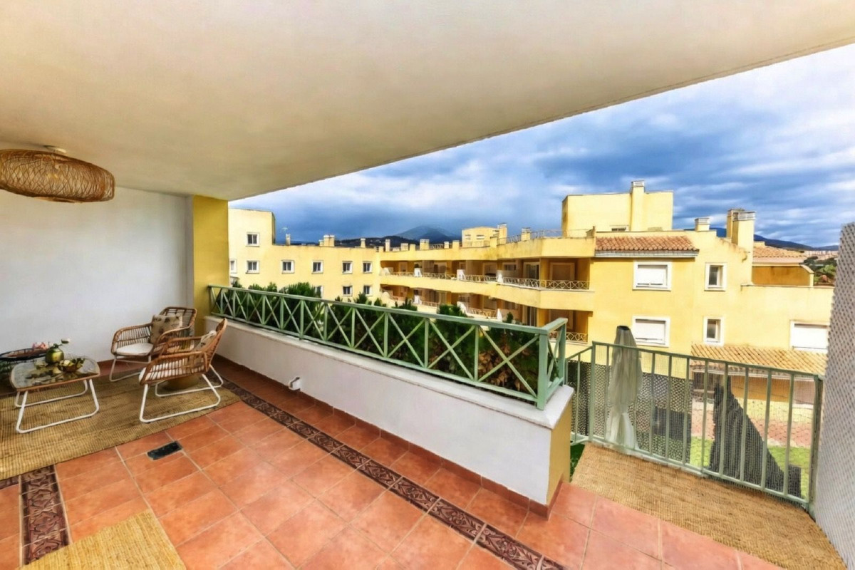 1 Bed Apartment for sale in Las Brisas Costa Del Sol, Málaga, Spain