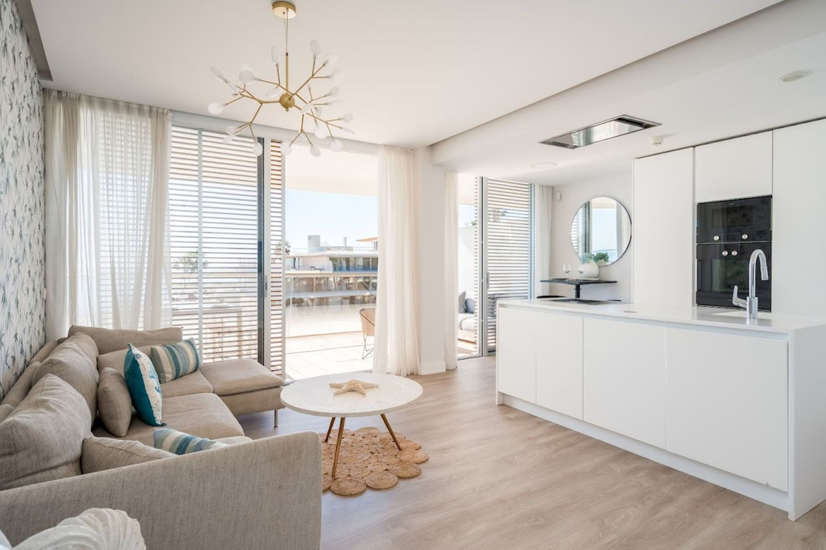 2 Bed Apartment for sale in Estepona Costa Del Sol, Málaga, Spain
